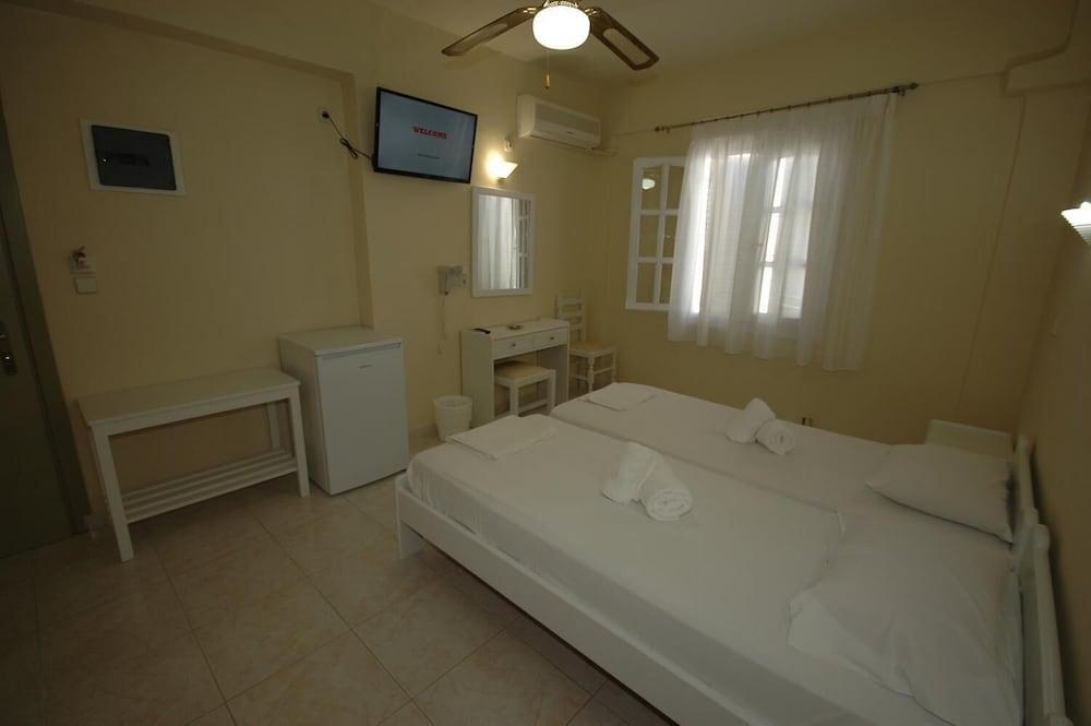 Ocean View Hotel Naxos City Ngoại thất bức ảnh